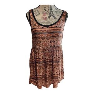 Love By Design Geometric Pattern Tank Top